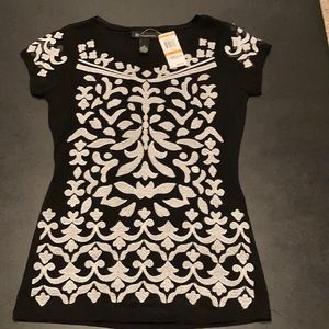 NWT INC International Concepts Top